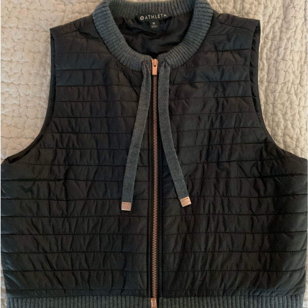 ATHLETA Black Lightweight Puffer Vest with Rose Gold Hardware. Size M